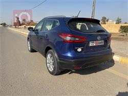 نيسان قاشقاي